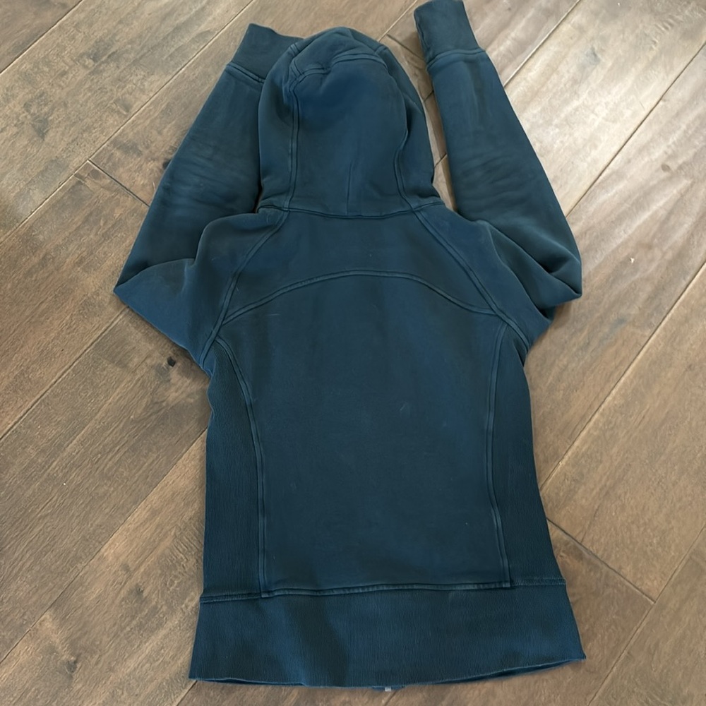 Lululemon green scuba - Picture 9 of 14